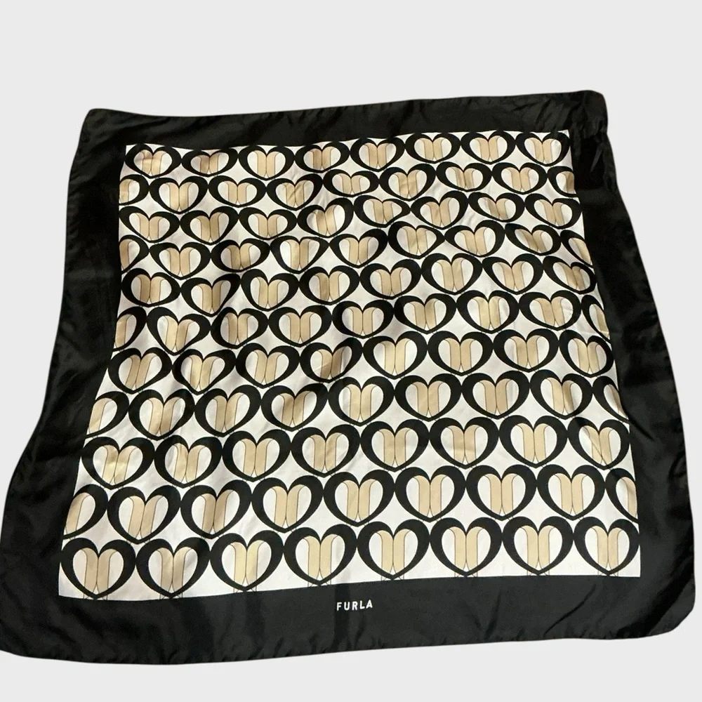 Furla Heart Print Square Scarf Black Cream Bandana Neck Scarf 23” Designer